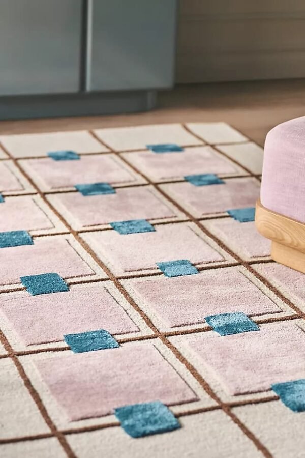 Geometric Patterned Plush Area Rug
