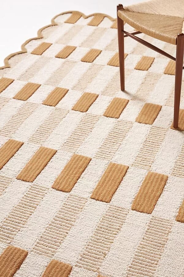 Scalloped Checkered Cotton Area Rug